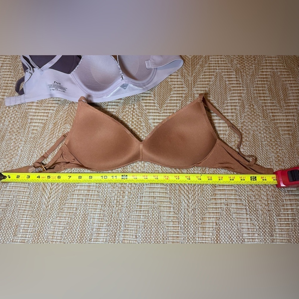 3 Bra Bundle SKIMS,Maidenform,Anne Klein,Size 34D,Mixed Reseller Wholesale Lot - Picture 2 of 12